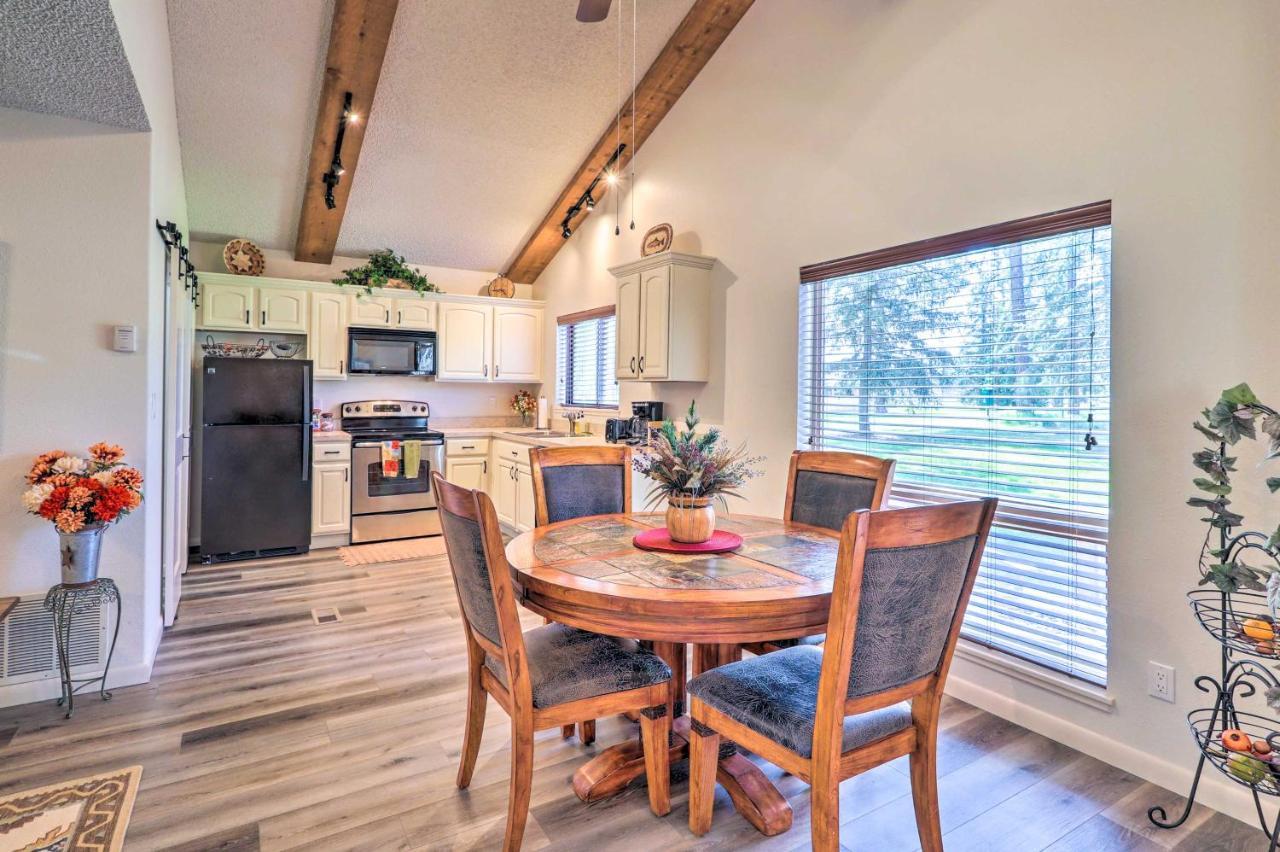 Cozy Pagosa Springs Townhome Fire Pit And Patio! Exterior photo